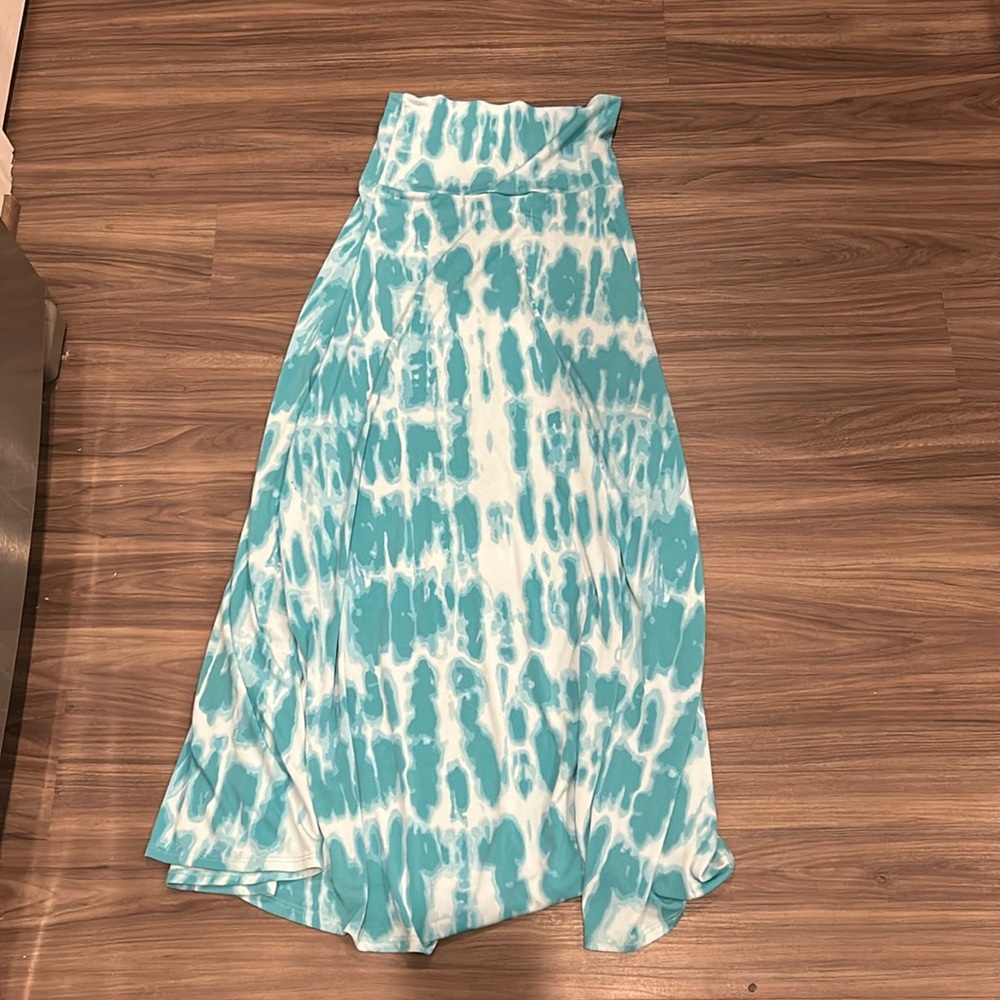 Long skirt